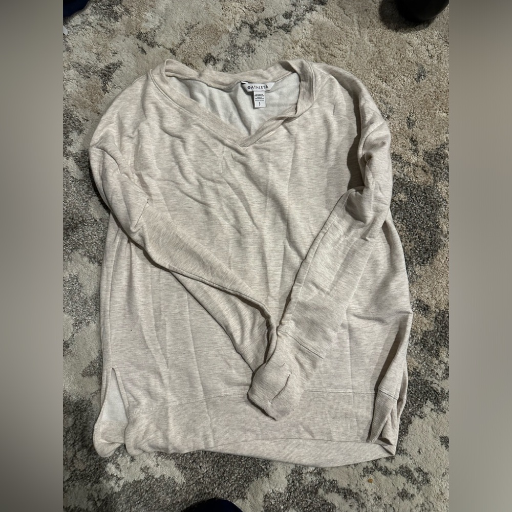 Athleta v neck coaster lux in heather oat
